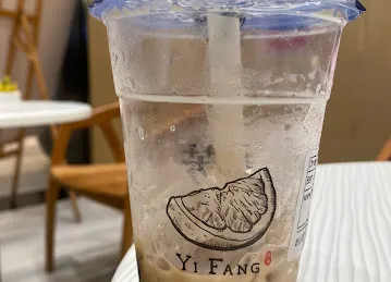 Yi Fang Taiwan Fruit Tea