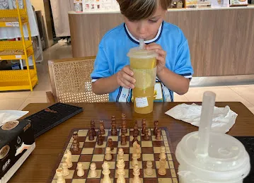 YYDS CAFE 奶茶店 - Dubai Internet City
