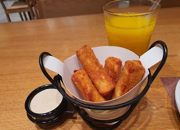 Zaatar w Zeit - Dubai Festival Plaza