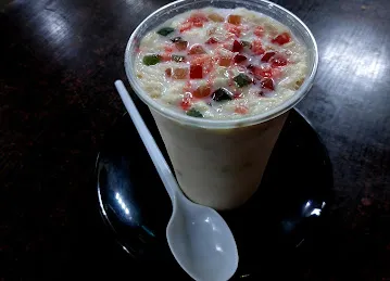 Zagreed Star Cafeteria.
