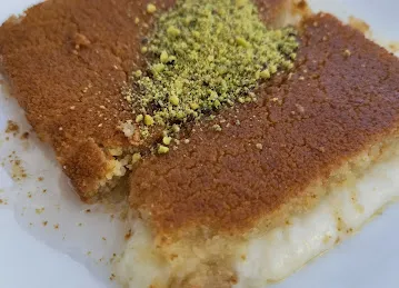 Zahrat El Khaleej Nabulsi Sweets