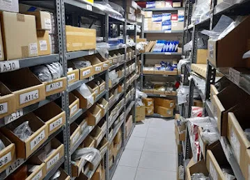 ZAROUNI AUTO PARTS - AJMAN BR