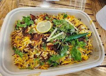 Zarxen Resturant