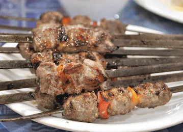 Zaytoon Al Madina Restaurant LLC
