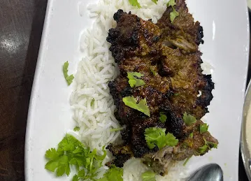 Zaytoon Al Madina Restaurant LLC