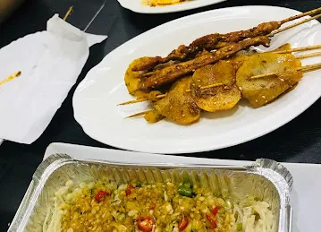 周食品餐馆