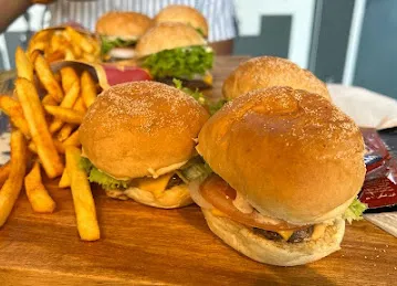 Zoal Burger Restaurantمطعم زول بيرقر
