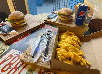 Zoal Burger Restaurantمطعم زول بيرقر