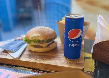 Zoal Burger Restaurantمطعم زول بيرقر