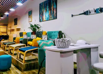 Zoli fam ladies salon