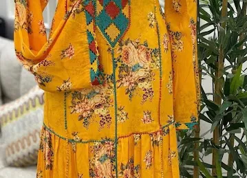 زينة لانجري